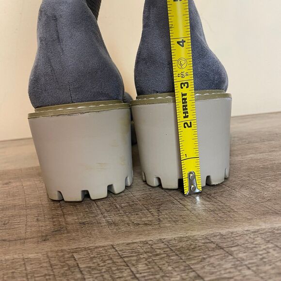 Size 9 Nicole Miller Womens grey Ankle Boots Mesh & Suede Upper Rubber Sole - Picture 4 of 8